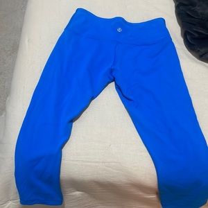 Reversible lululemon capris pants